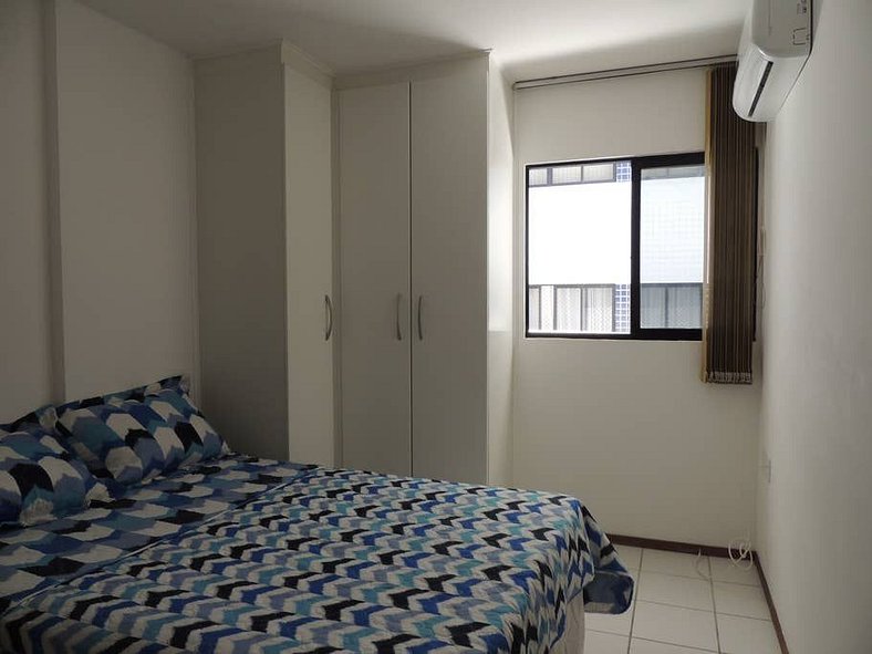 Amplo e confortável quarto e sala na PAJUÇARA